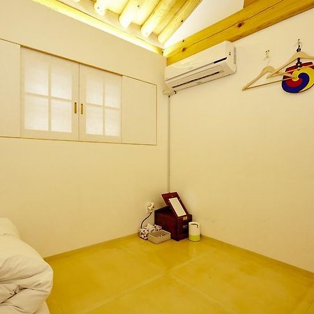 Hanok 24 Guesthouse Gyeongbokgung Σεούλ Εξωτερικό φωτογραφία